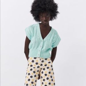 NWT Sz M Zara Jewel Button Cable Knit Vest